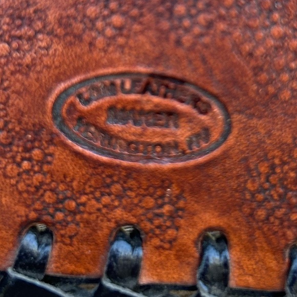 Handmade leather iPad case signed and stamped by Nevada artist - Picture 3 of 7